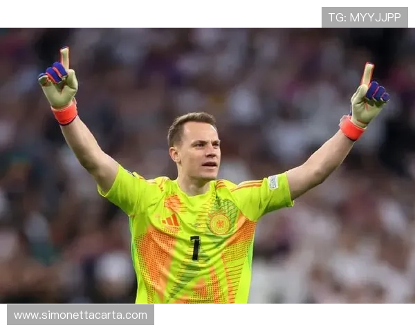 诺伊尔世界杯表现稳健，门神扑救技巧助德国队持续向前推进